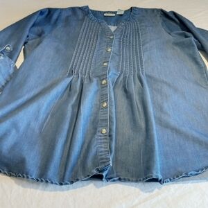 Collections ETC. Women's Lomg Sleeve Button Up Shirt